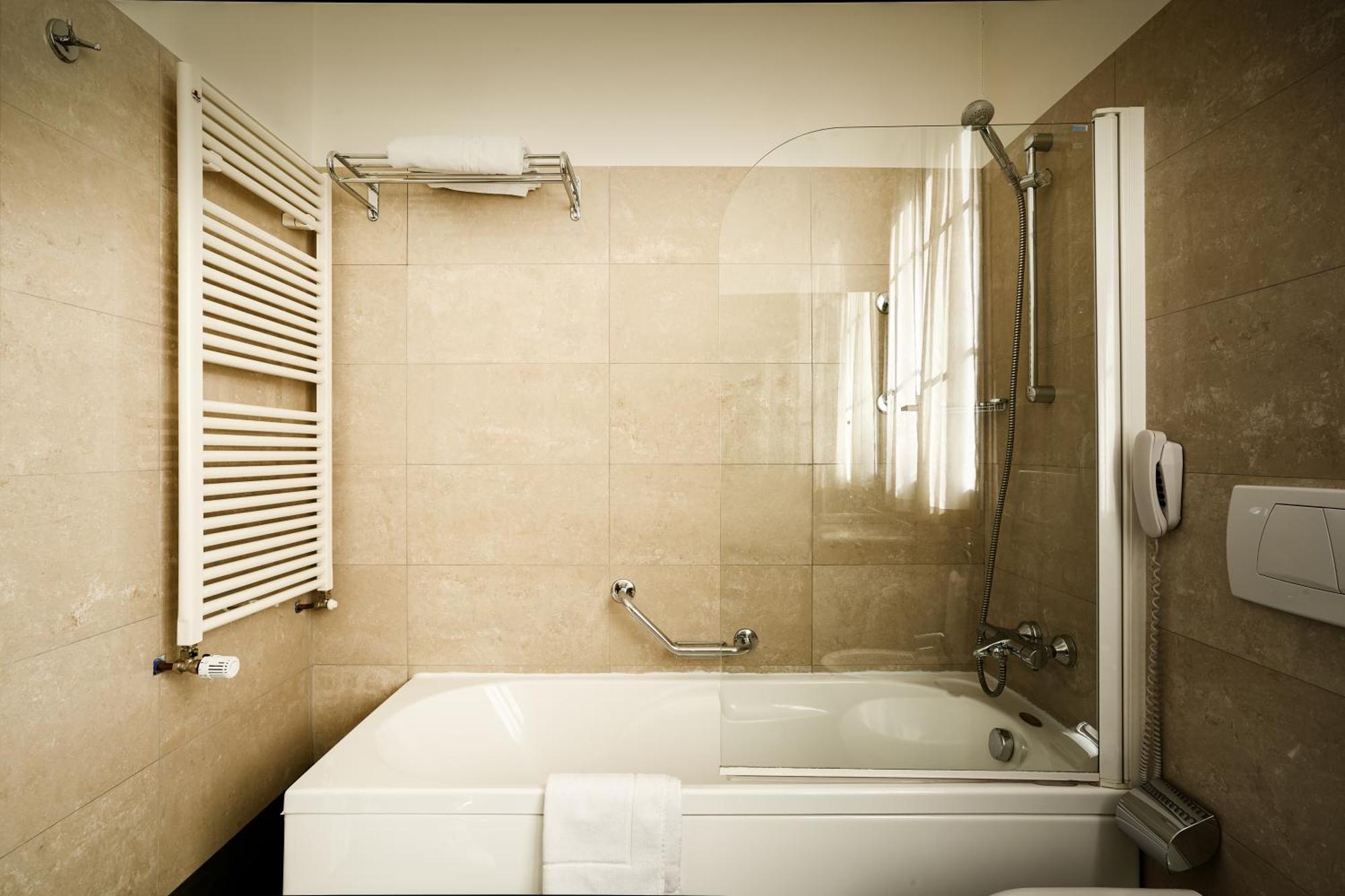 Meditur Hotel Bologna Ozzano dell'Emilia Ngoại thất bức ảnh
